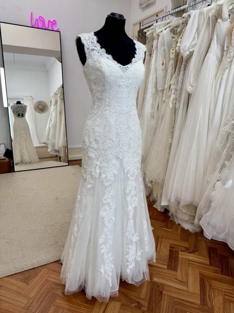 Current Labels Catalog Marina - Bridal Stories